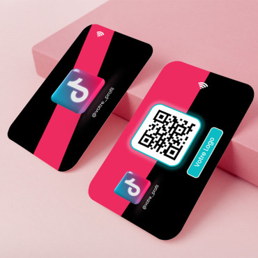Připojená a bezkontaktní karta TikTok Follow Card