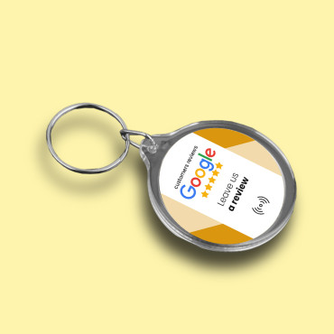 Bekontaktis ir prijungtas „Google“ NFC klientų apžvalgos raktų pakabukas