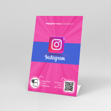 NFC Instagram maalausteline, jossa NFC-siru ja QR-koodi
