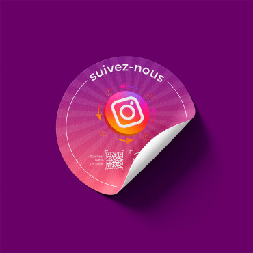 Připojená Instagram NFC nálepka na zeď, pult, POS a vitrínu